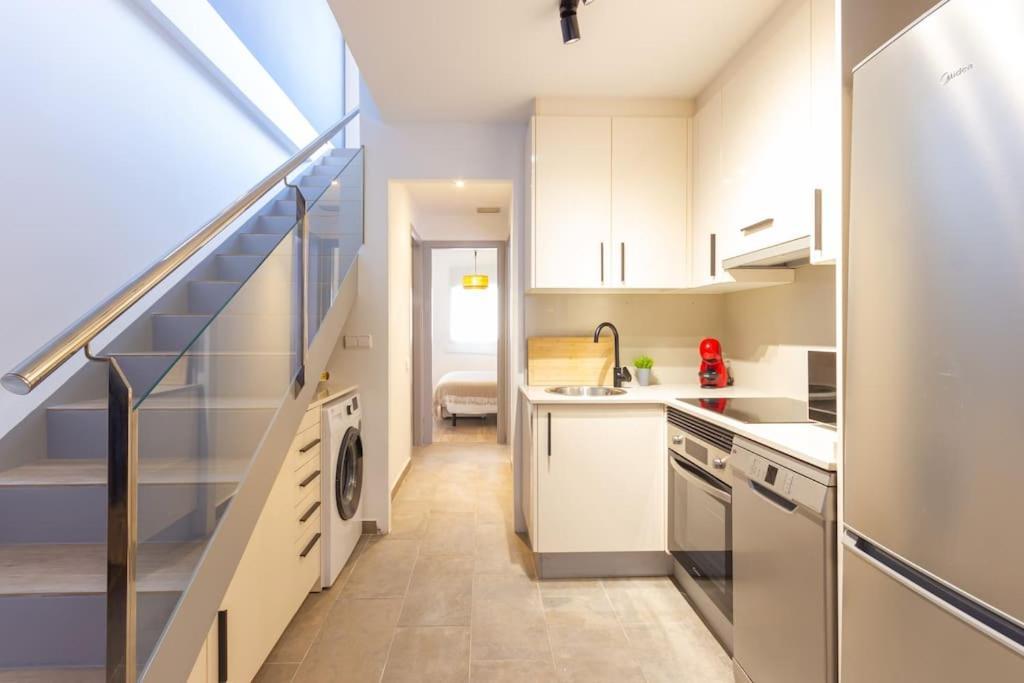 Duplex With Terrace Near Bcn Leilighet Terrassa Eksteriør bilde